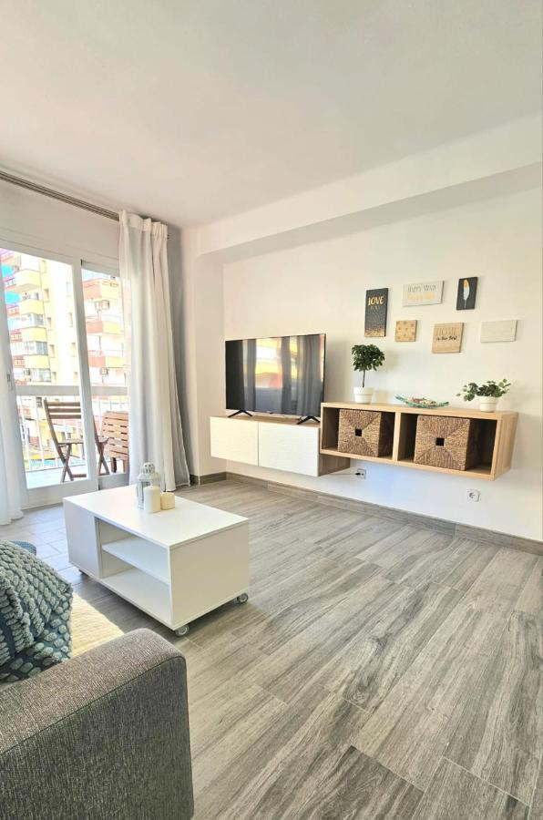 Mavi Torre Del Mar Apartment Exterior foto